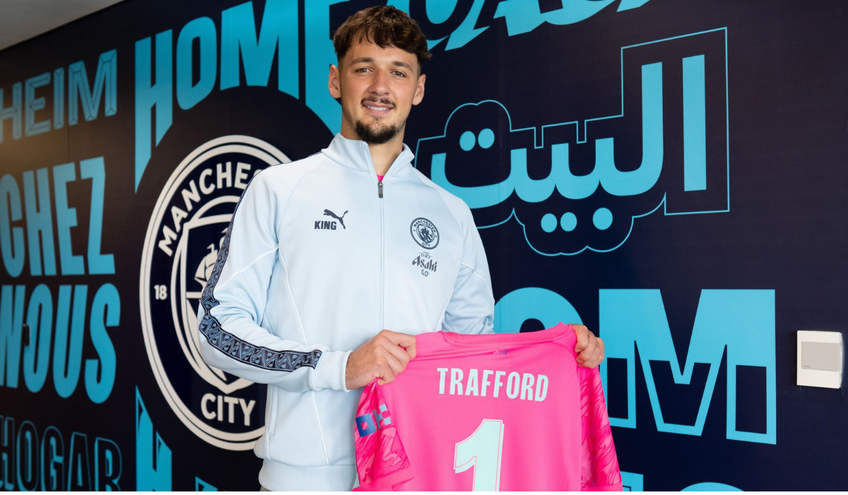 New Goal keeper Signing For Man City